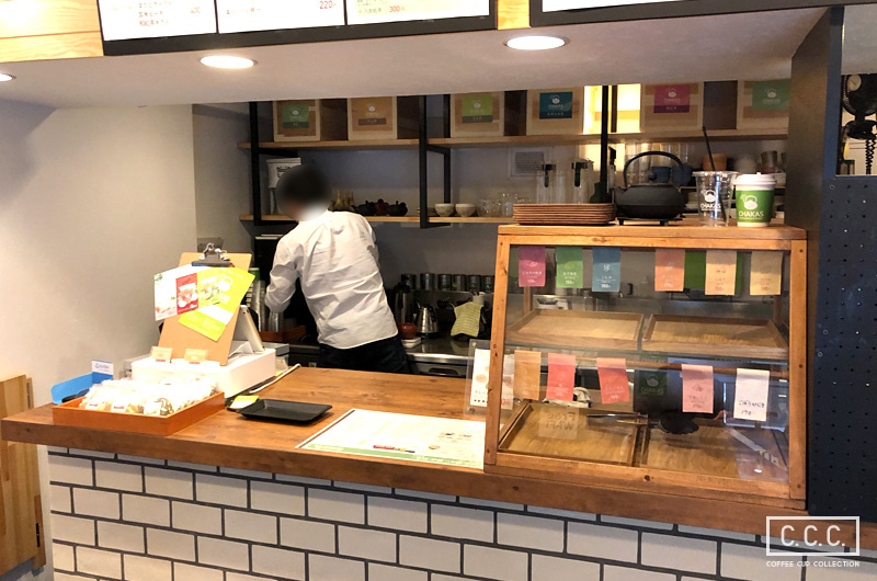 CHAKAS Japanese tea & Onigiri （チャカスジャパニーズティーアンドオニギリ）の店内