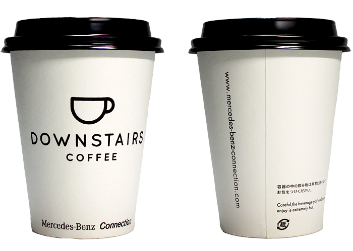 DOWNSTAIRS COFFEE（ダウンステアーズ コーヒー）のテイクアウト用コーヒーカップ