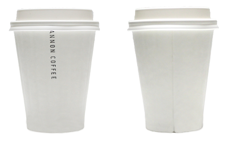 KANNON COFFEE（カンノン コーヒー）のテイクアウト用コーヒーカップ